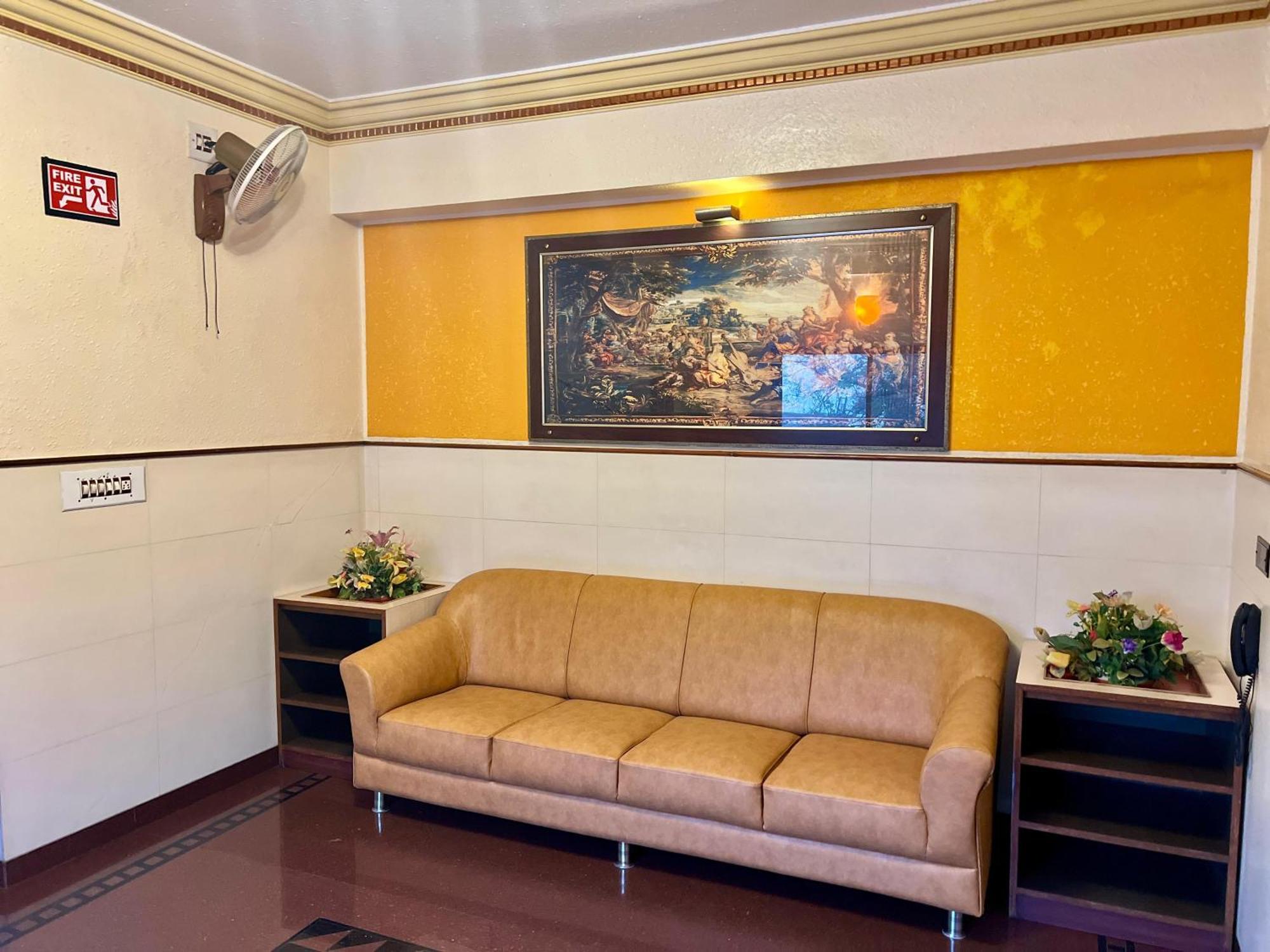 The Grand Krishna Rooms 벵갈루루 외부 사진